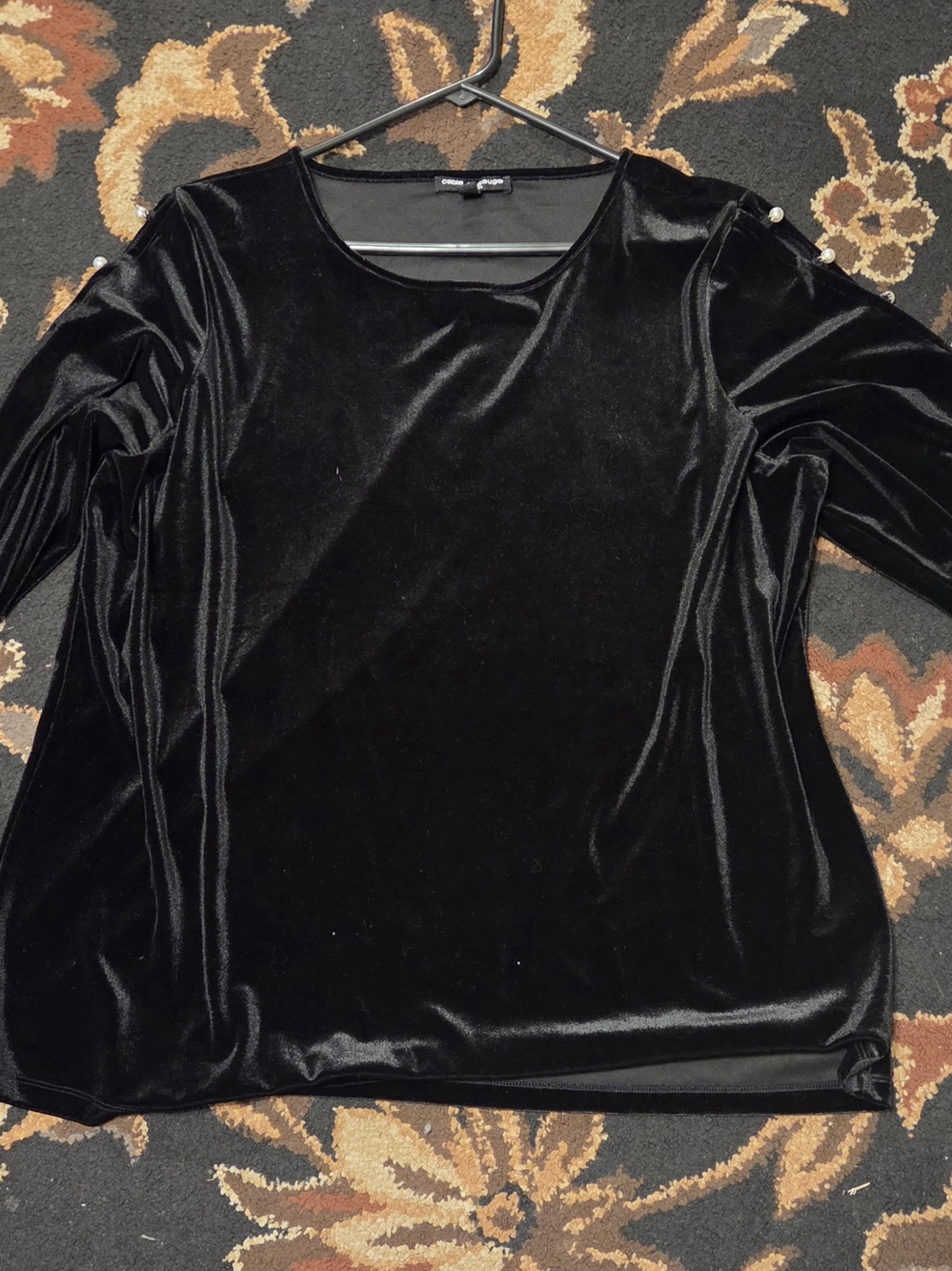 Cable & Gauge Black Velvet Long Sleeve Scoop Neck Top